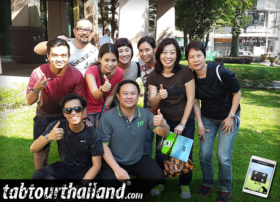 JTI learns about culture during their team building in Chiang Mai